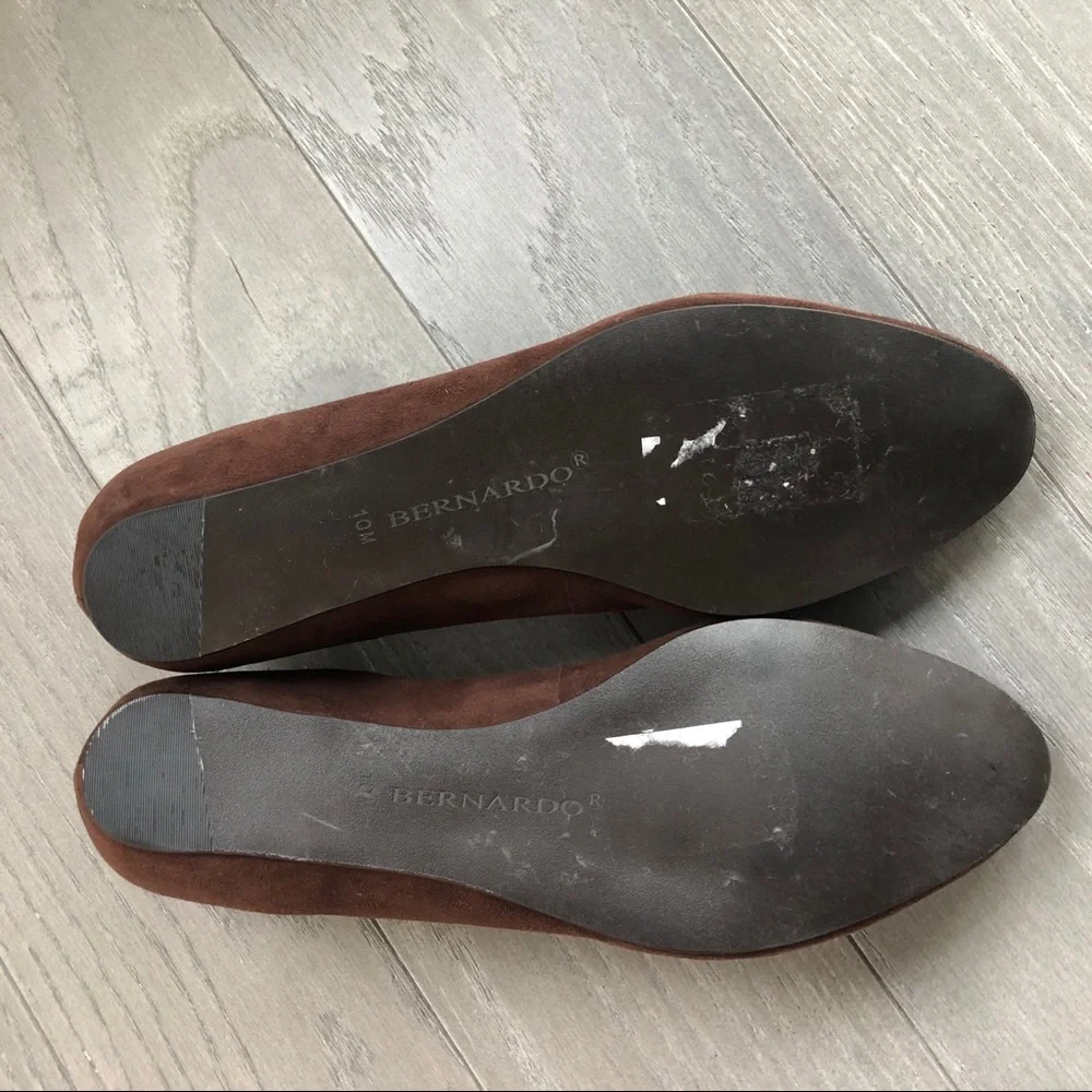 Bernardo Hidden Wedge Suede Shoes NWOT